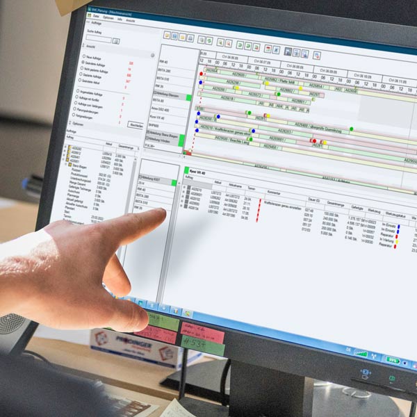 Zielgenaue Maschinenbelegung mit Navi-Funktionalität