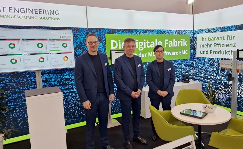Das Team der iT Engineering Manufacturing Solutions auf der Blechexpo 2023 in Stuttgart